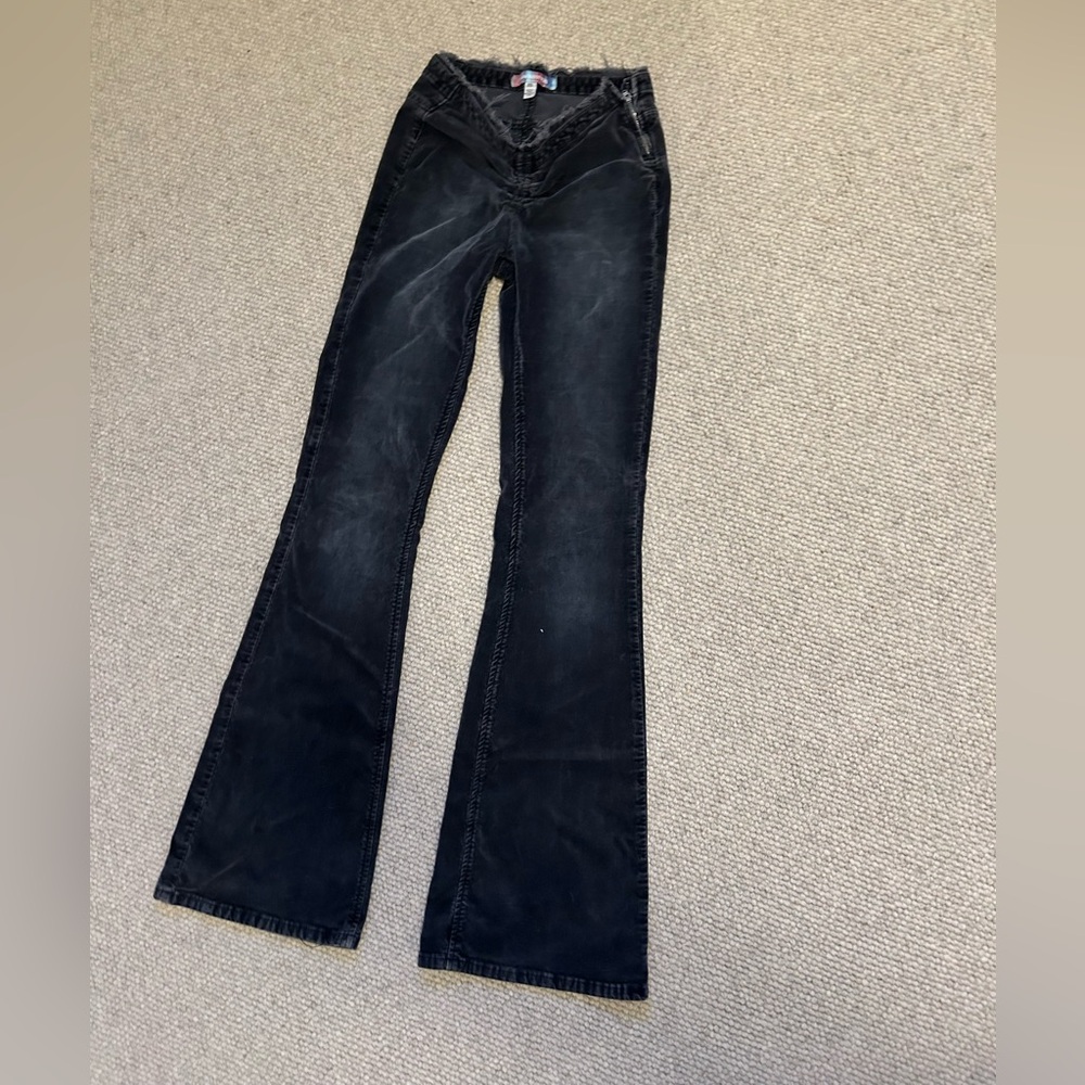 Low rise UO flair pants